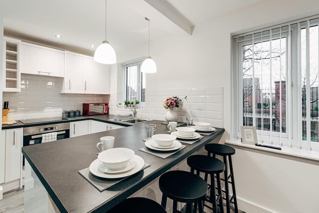 Park & Relax In 1Bd Central Liverpool Home Exterior foto