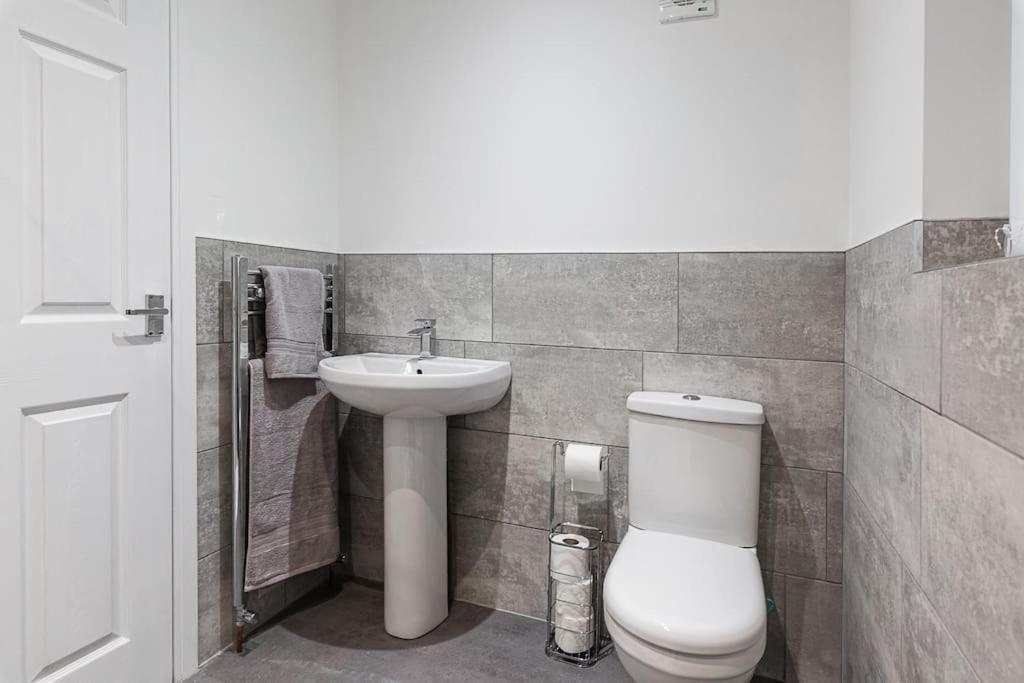 Park & Relax In 1Bd Central Liverpool Home Exterior foto