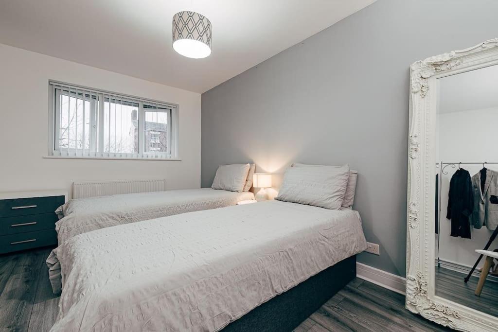 Park & Relax In 1Bd Central Liverpool Home Exterior foto